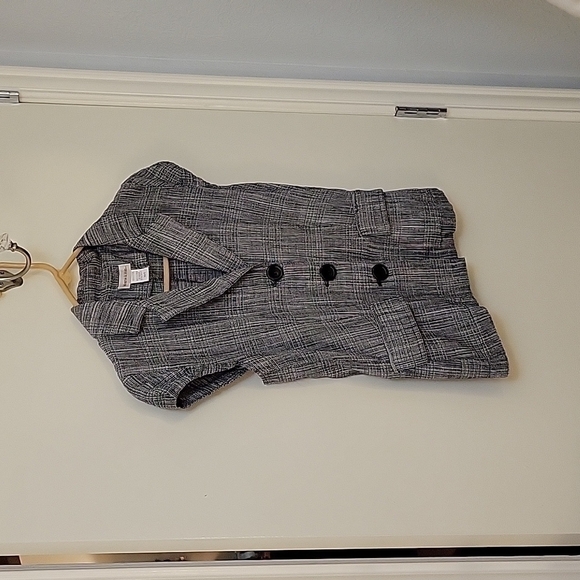 MONROE & MAIN Button Down Short Sleeve Geek Emo Shacket - Picture 2 of 8